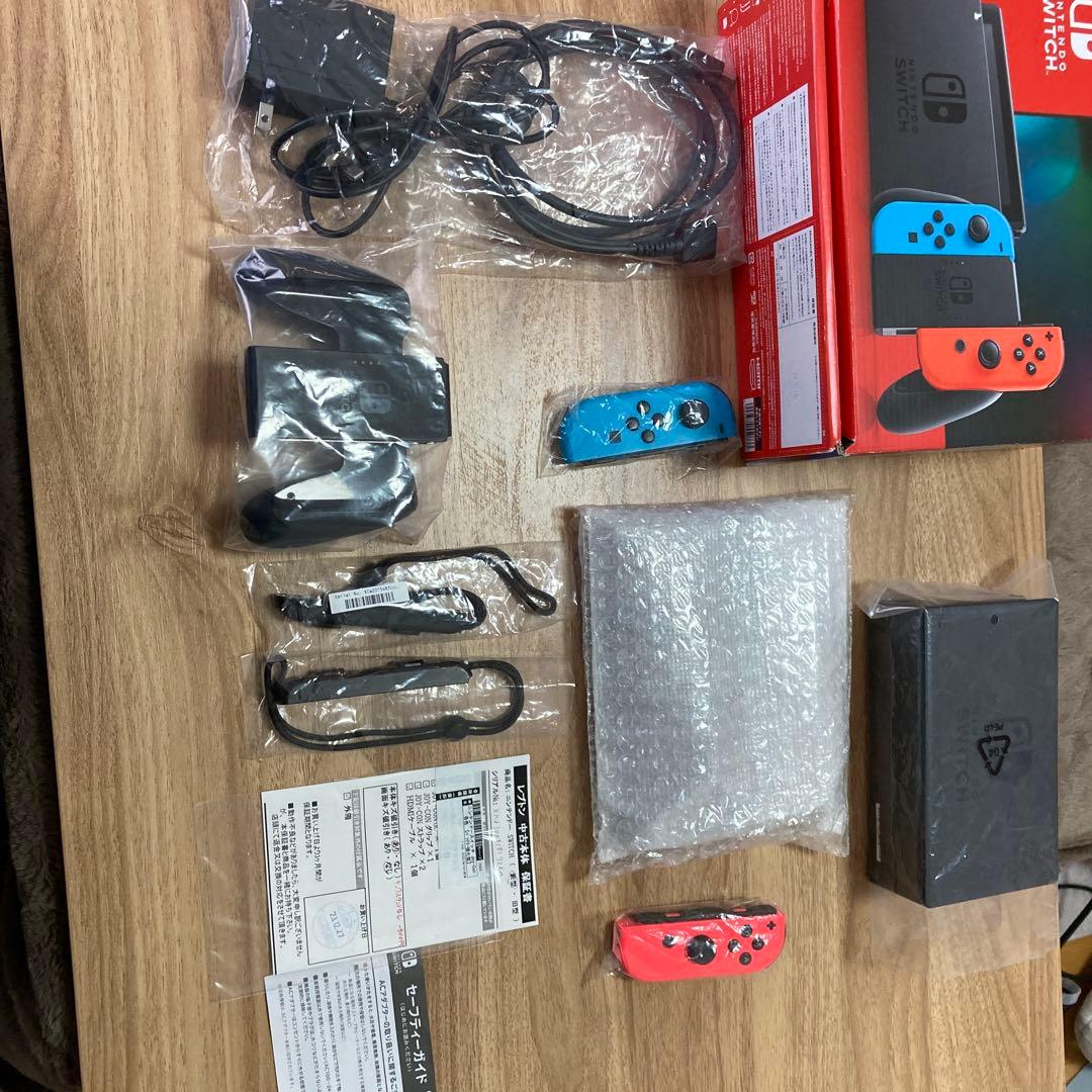 Nintendo Switch 本体 Joy-Con 青/赤　バッテリー強化型