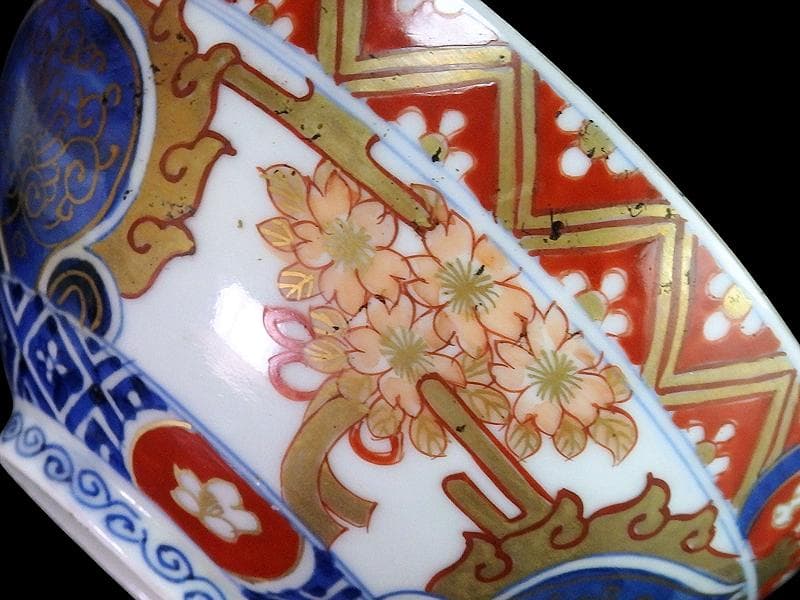 古伊万里　金襴手　桜花紋に光背の図　大振蓋茶碗　AS-DBz