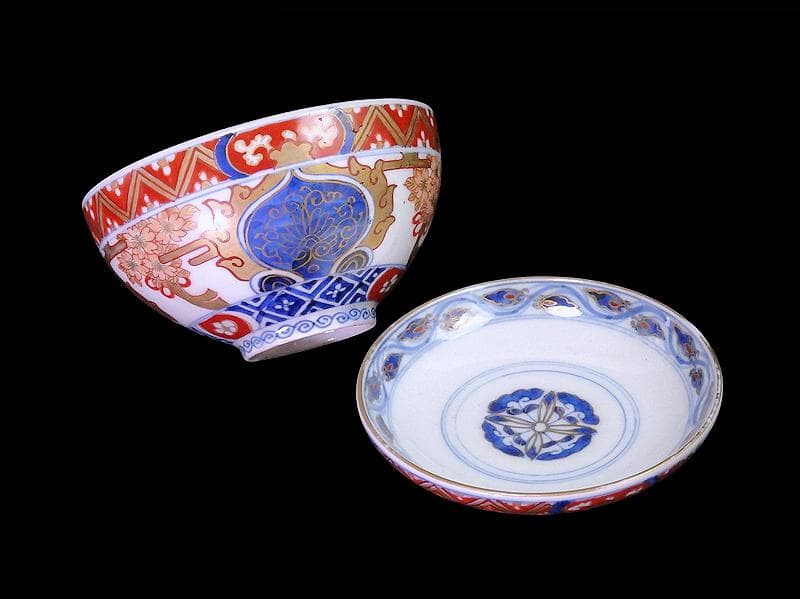 古伊万里　金襴手　桜花紋に光背の図　大振蓋茶碗　AS-DBz