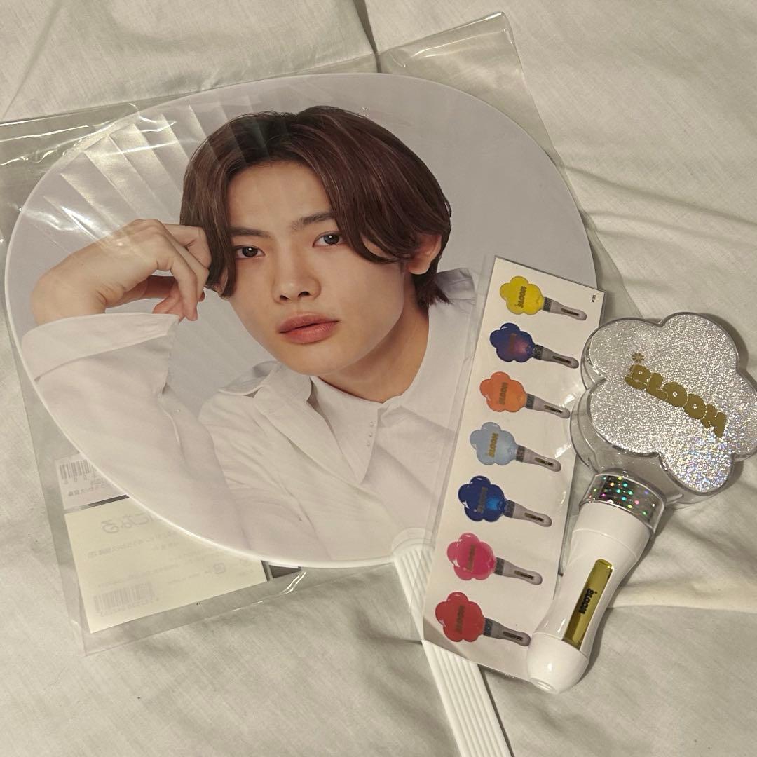 ま*ん様 君の花になる　8loom noa 久留島巧　紫　グッズ　まとめ売り9点