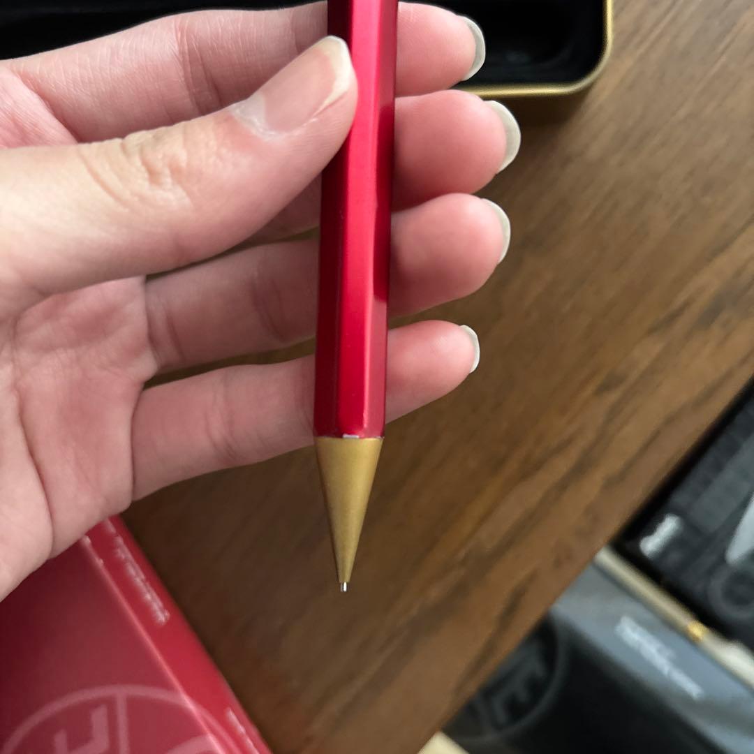 カヴェコスペシャルレッド0.5mm