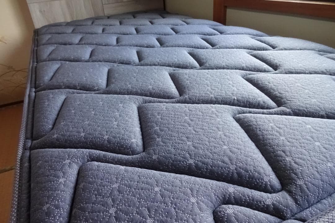 【ほぼ未使用】美品フランスベッド シングル マットレス LT-5500α ハード