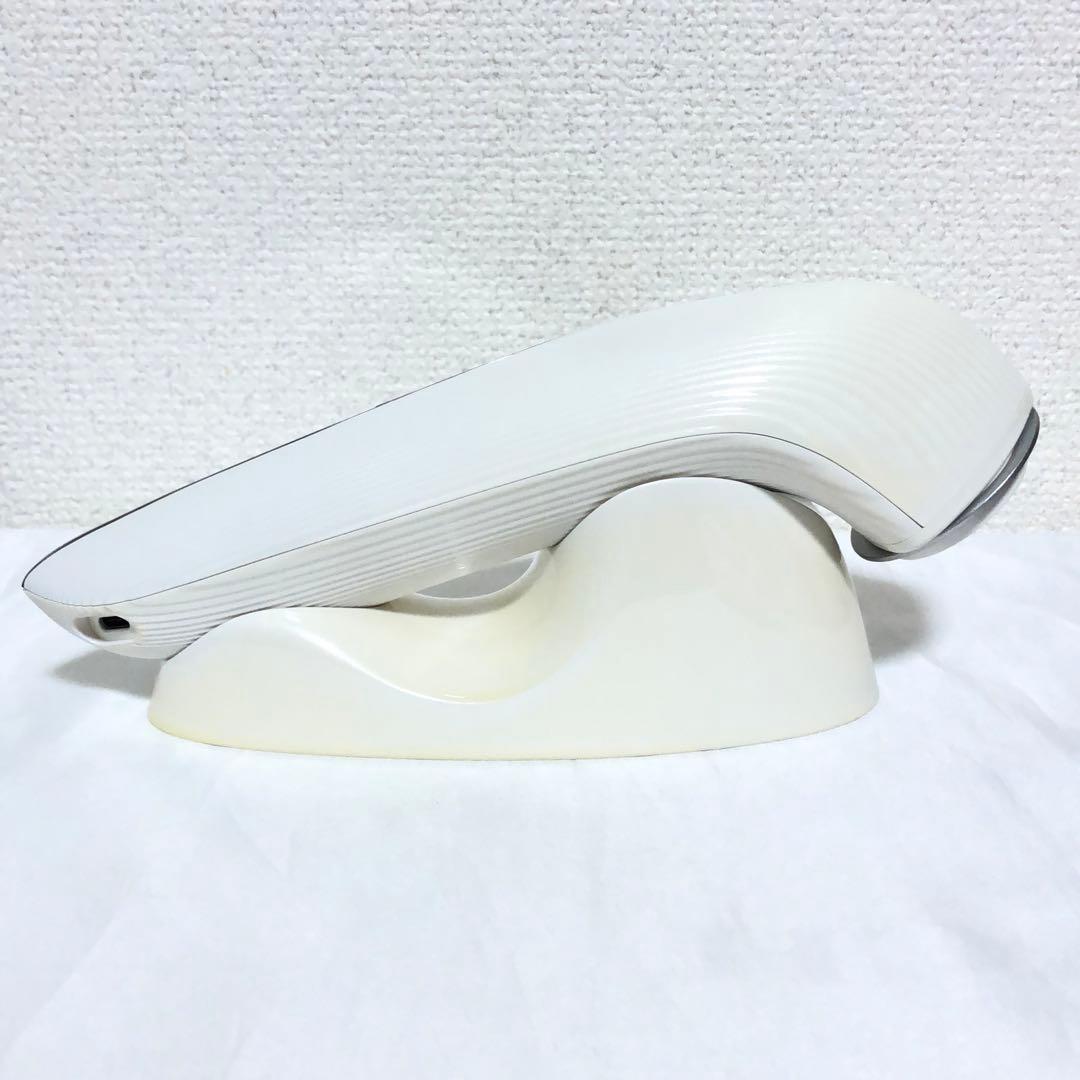 リファ ビューテック レイズ ホワイト RE-AA02A 美顔器 - メルカリ