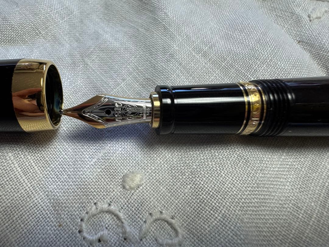 MONT BLANC 黒 万年筆 未使用