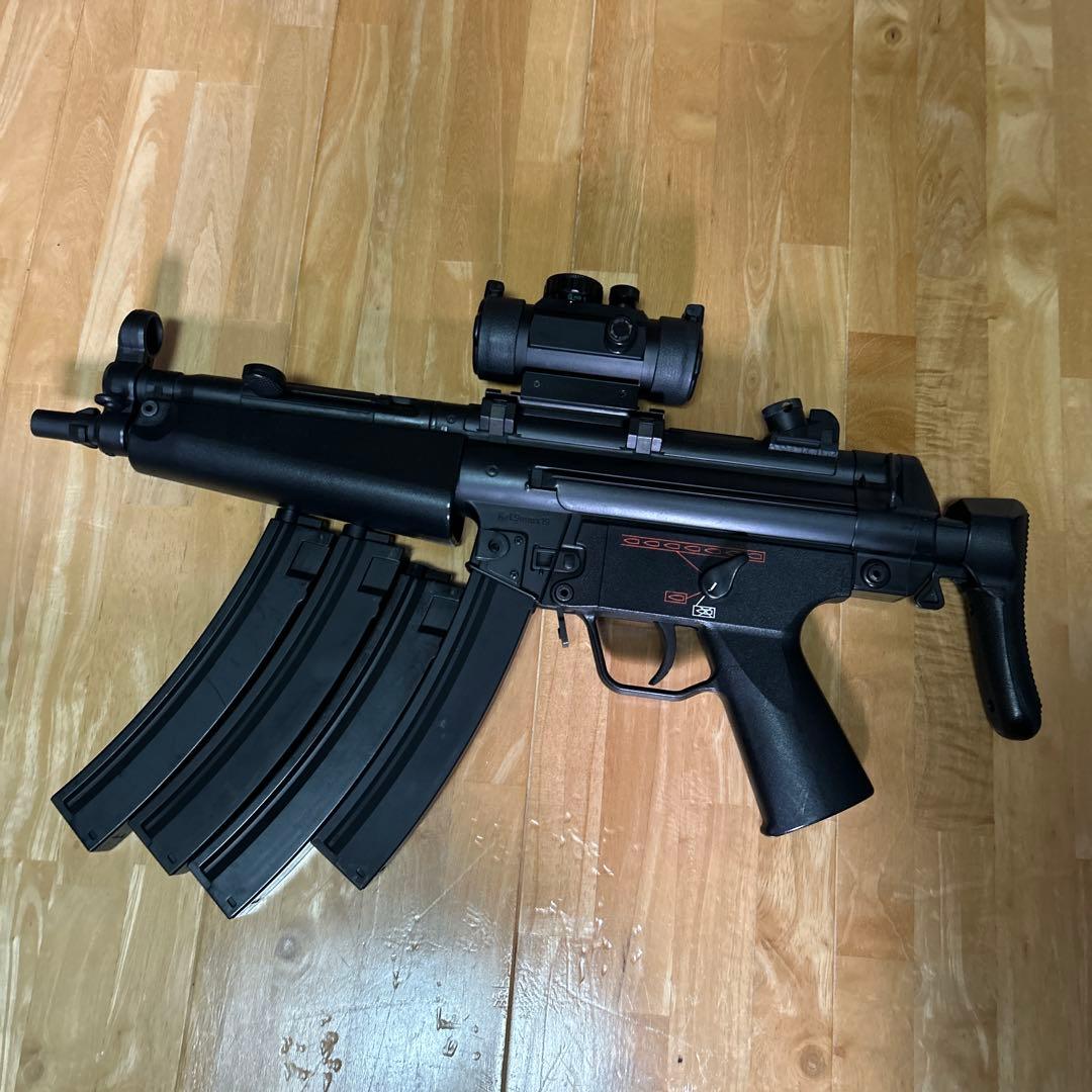 MP5 サブマシンガン 光学サイト付き マガジン4本