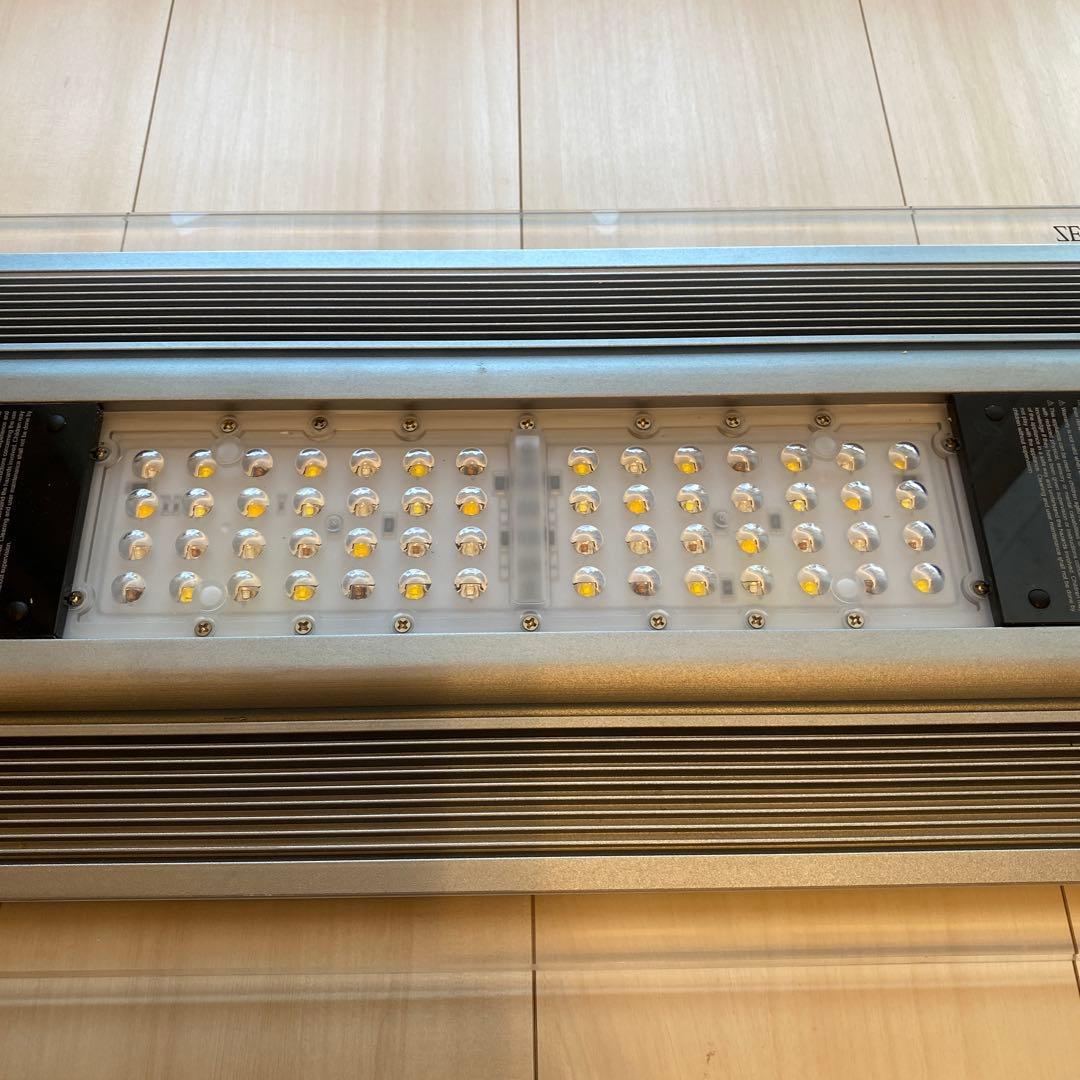 ZETLIGHT Qmaven2 （熱帯魚・水草用） 淡水用 LEDライト