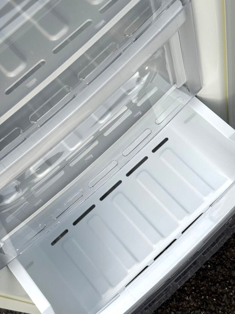 配達 キャンディーママ専用 冷凍庫♪ 三菱 MF-U12N 121L ストッカー