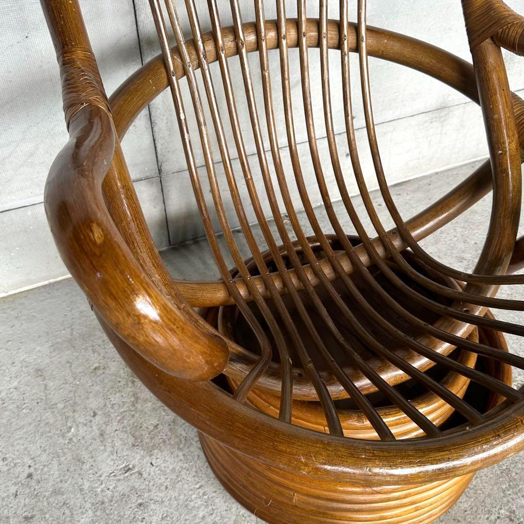 昭和浪漫꧂ 360度回転式ラタンチェア 籐家具 ひじ掛け 大型椅子 アジアン