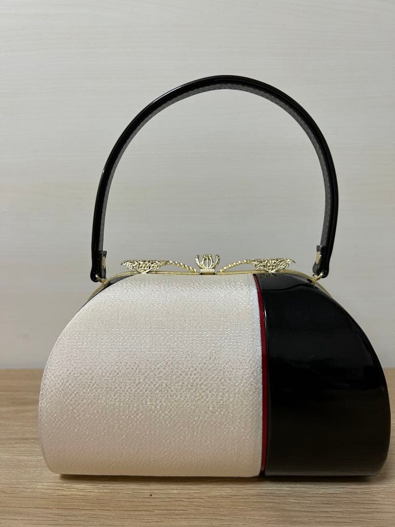 バッグ 黒/白/赤礼装用 フォーマル バック 振袖 袴 結婚式 卒業式