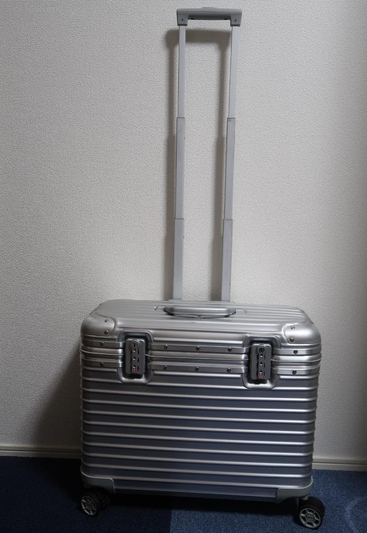 リモワ RIMOWA パイロット 34L 廃版希少品923.50.00.4
