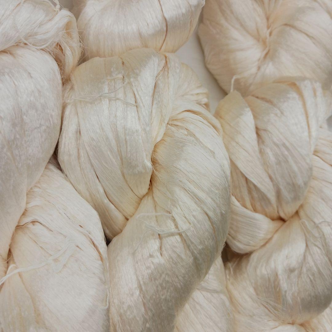 たぬき極細糸、黄色絹糸セット