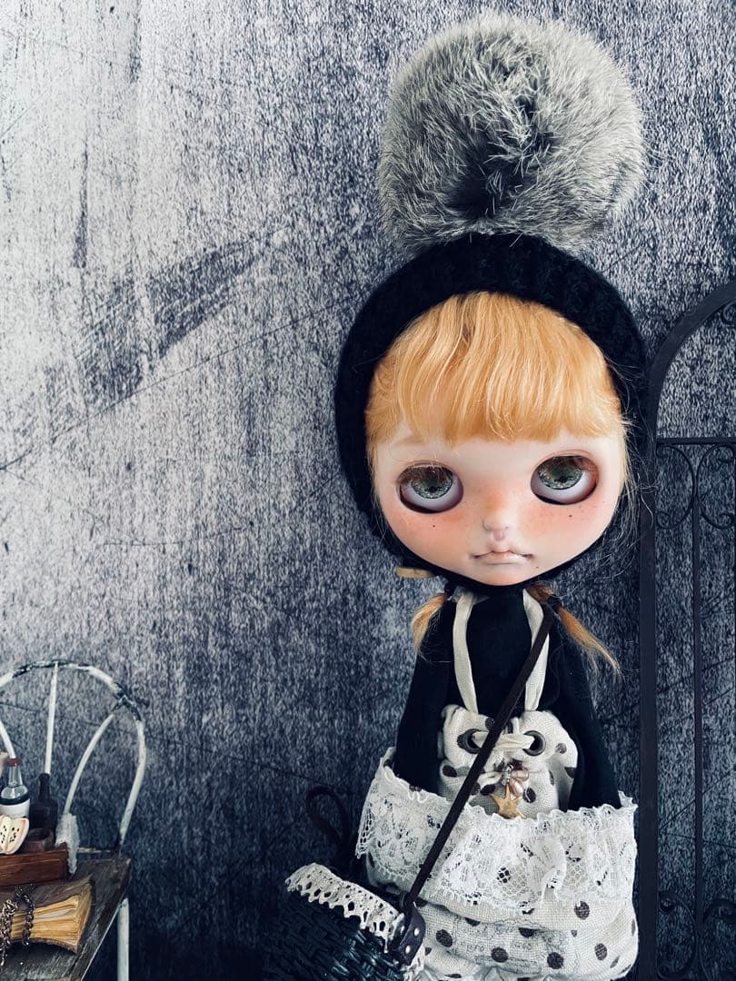 カスタム アイシードール 白肌 デザインモヘアウィッグ アウトフィット