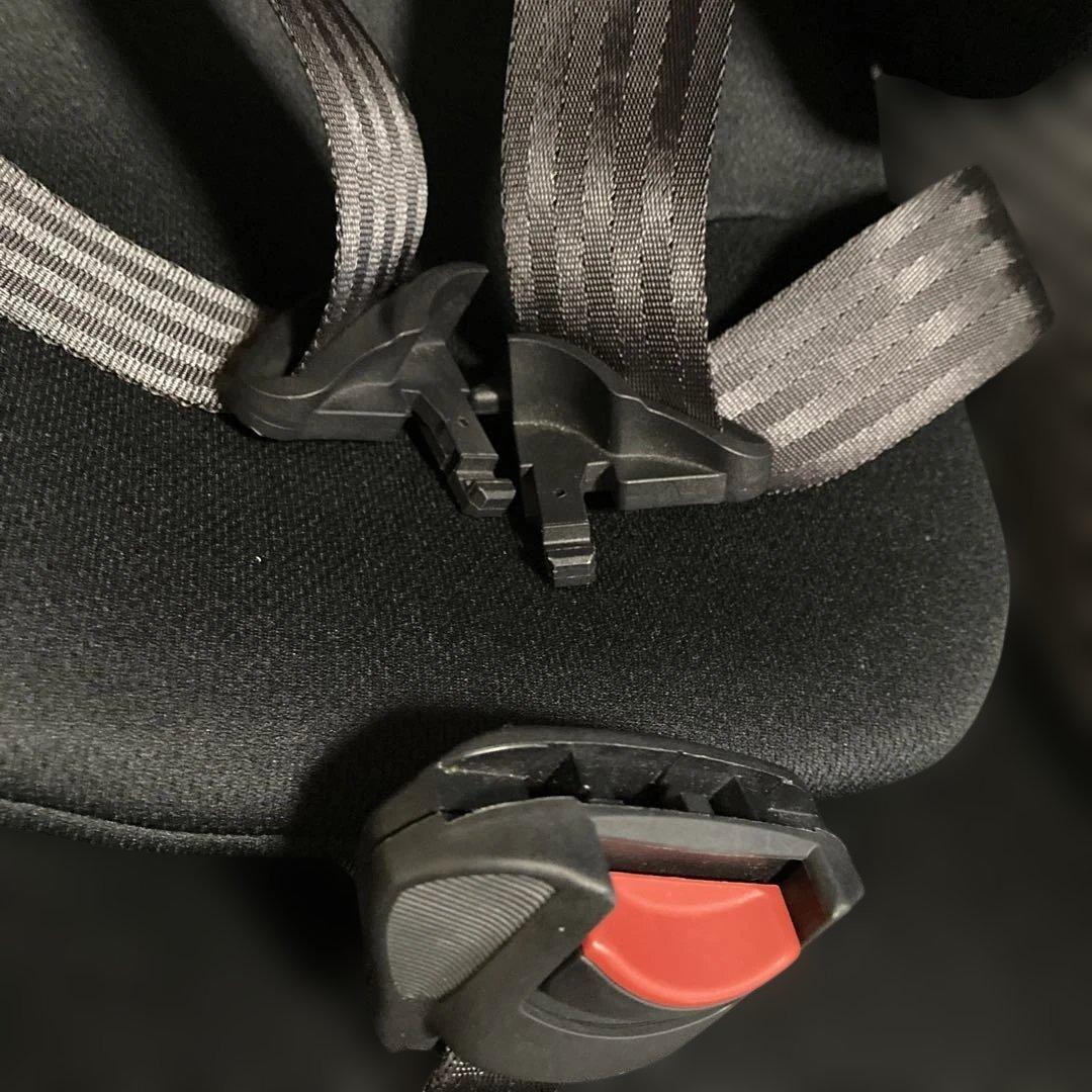 美品　Joie 車用チャイルドシート ブラック/チェック柄