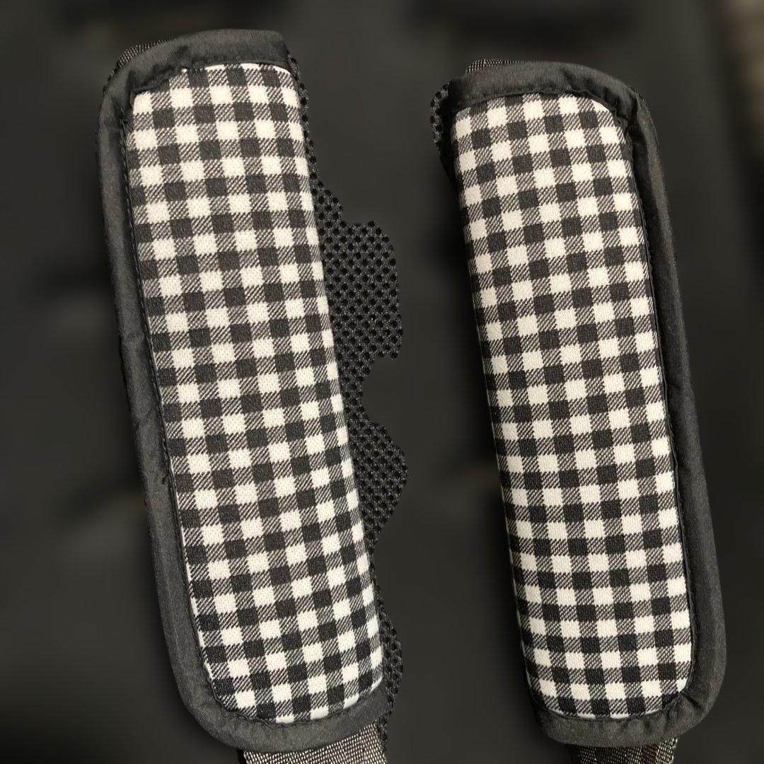 美品　Joie 車用チャイルドシート ブラック/チェック柄