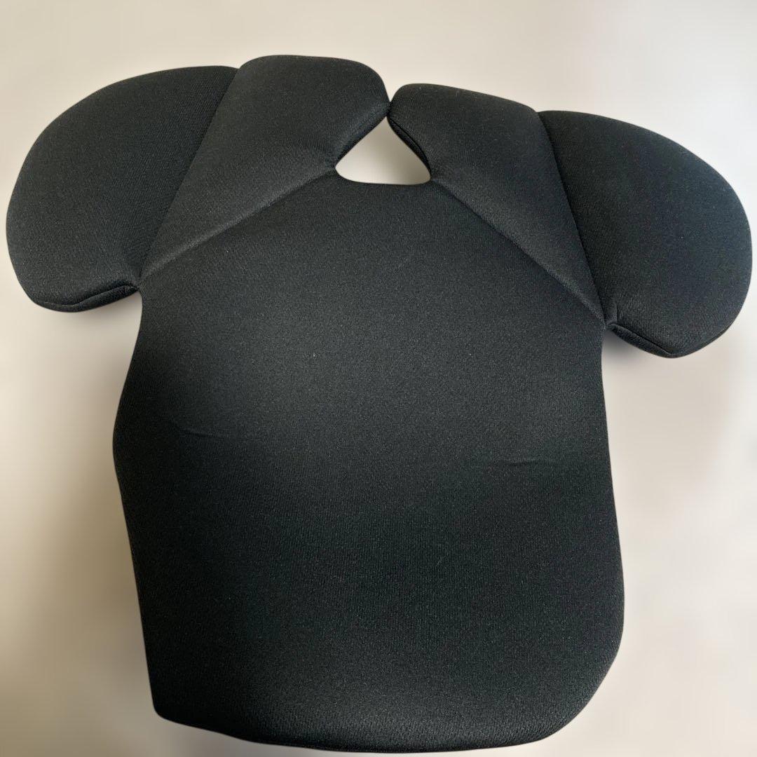 美品　Joie 車用チャイルドシート ブラック/チェック柄