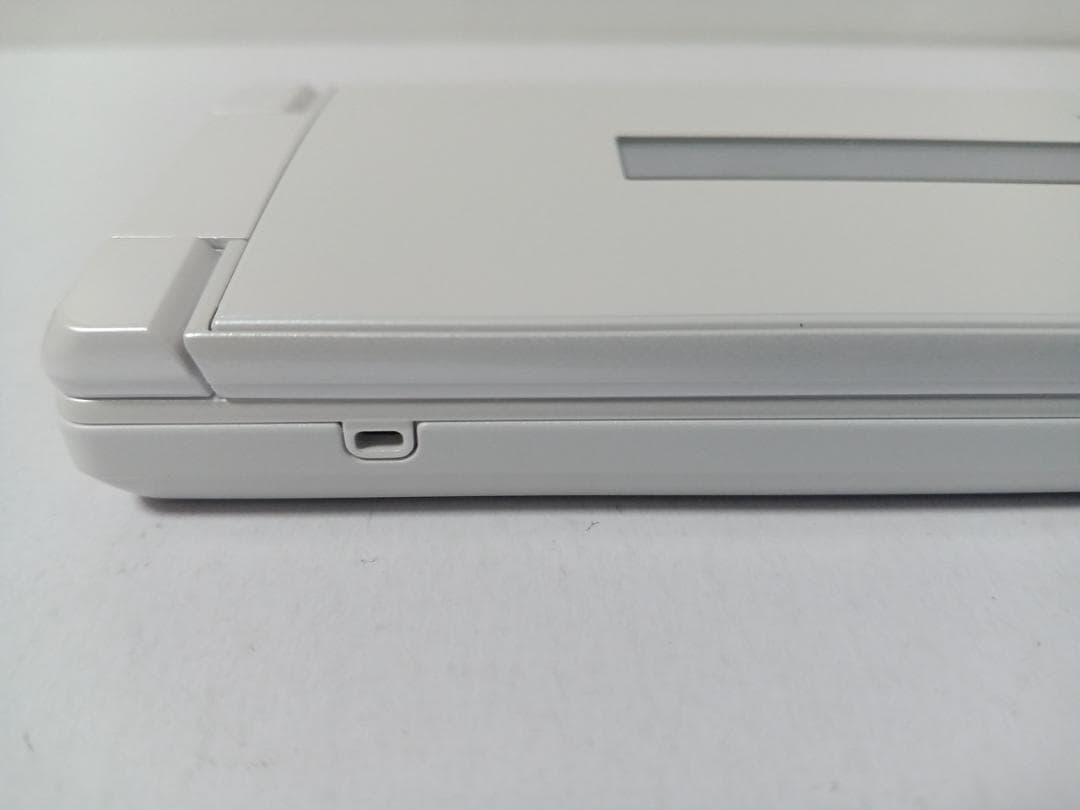 ☆ Y!mobile AQUOS ケータイ4 A206SH ホワイト