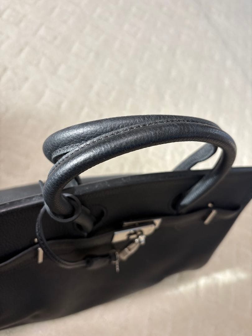 【未使用】ハンドバッグ 自立型 ブラック