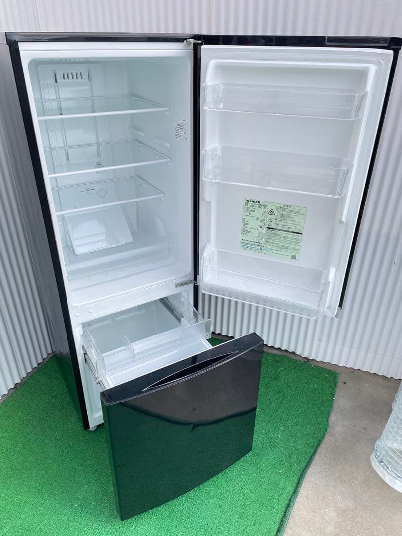 936 東芝 BSシリーズ メタリックおしゃれブラック 2ドア冷蔵庫 一人暮らし