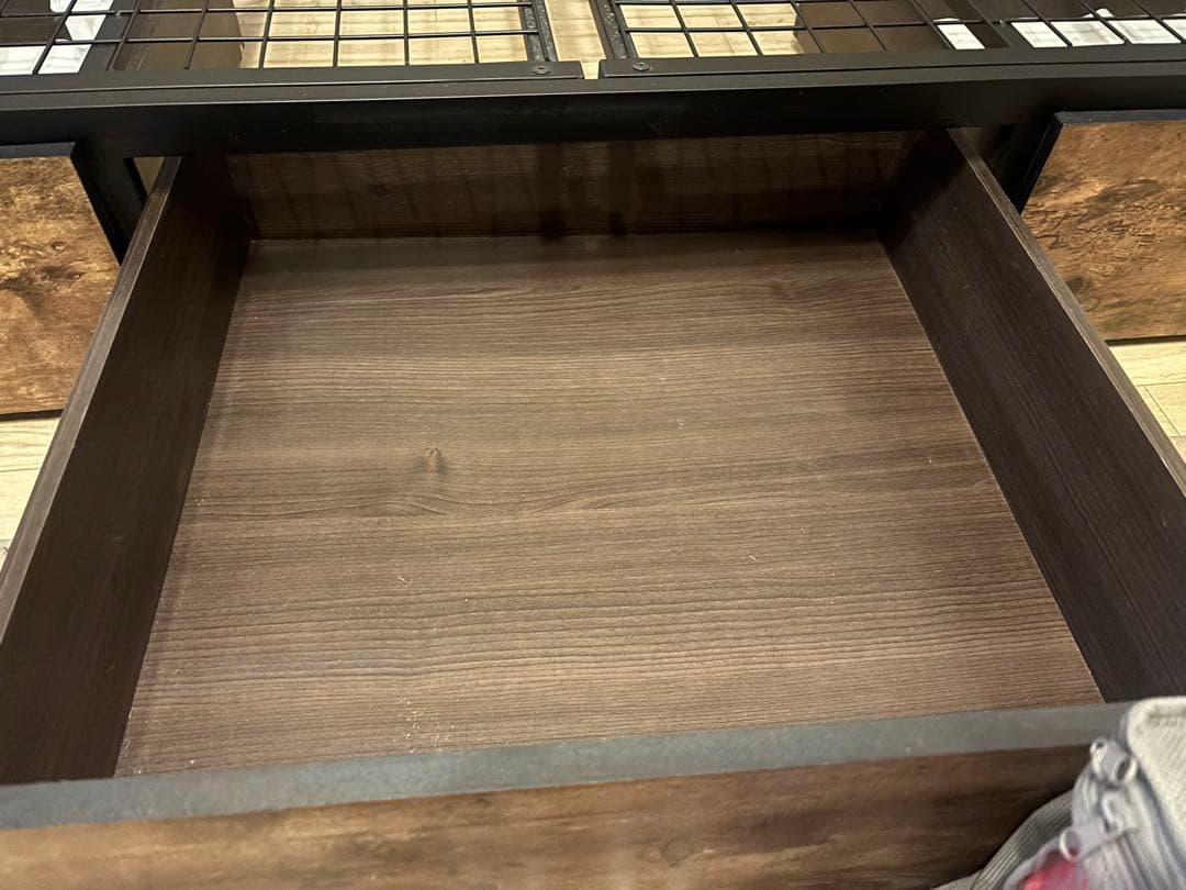 ふぁーちゃん限定　　ニトリ　木製シングルベッドフレーム 引き出し付き