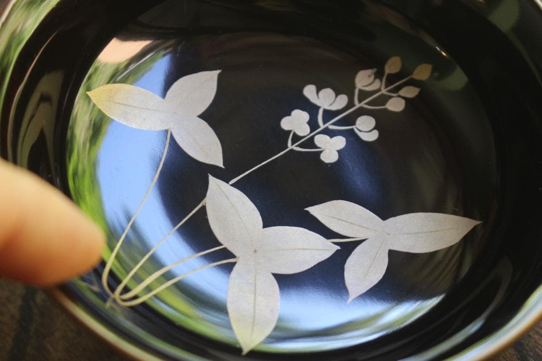 ばら売り可！時代金縁黒漆に優美な草花蒔絵の映える小皿6点（検輪島塗蒔絵皿菓子皿