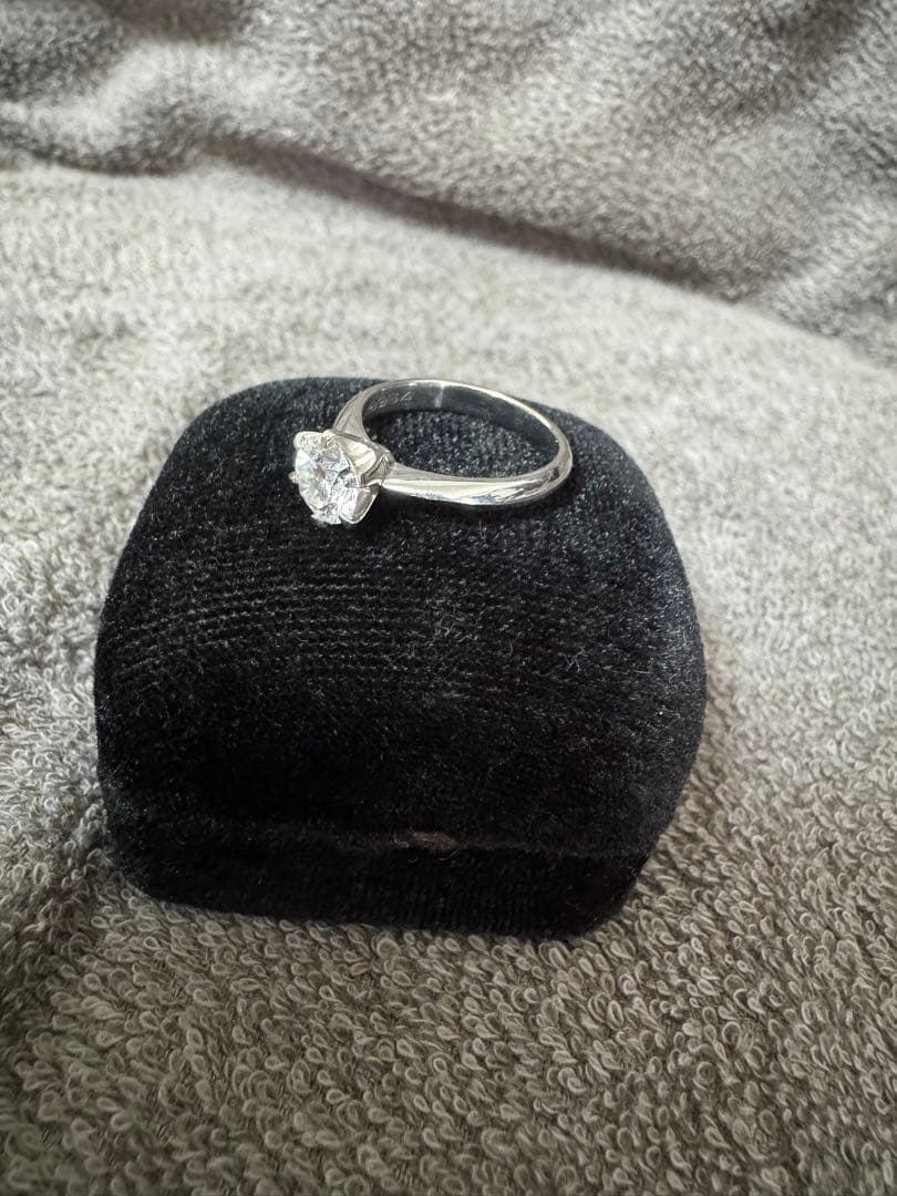 ジュエリー pt900 1カラットダイヤモンド指輪 リング