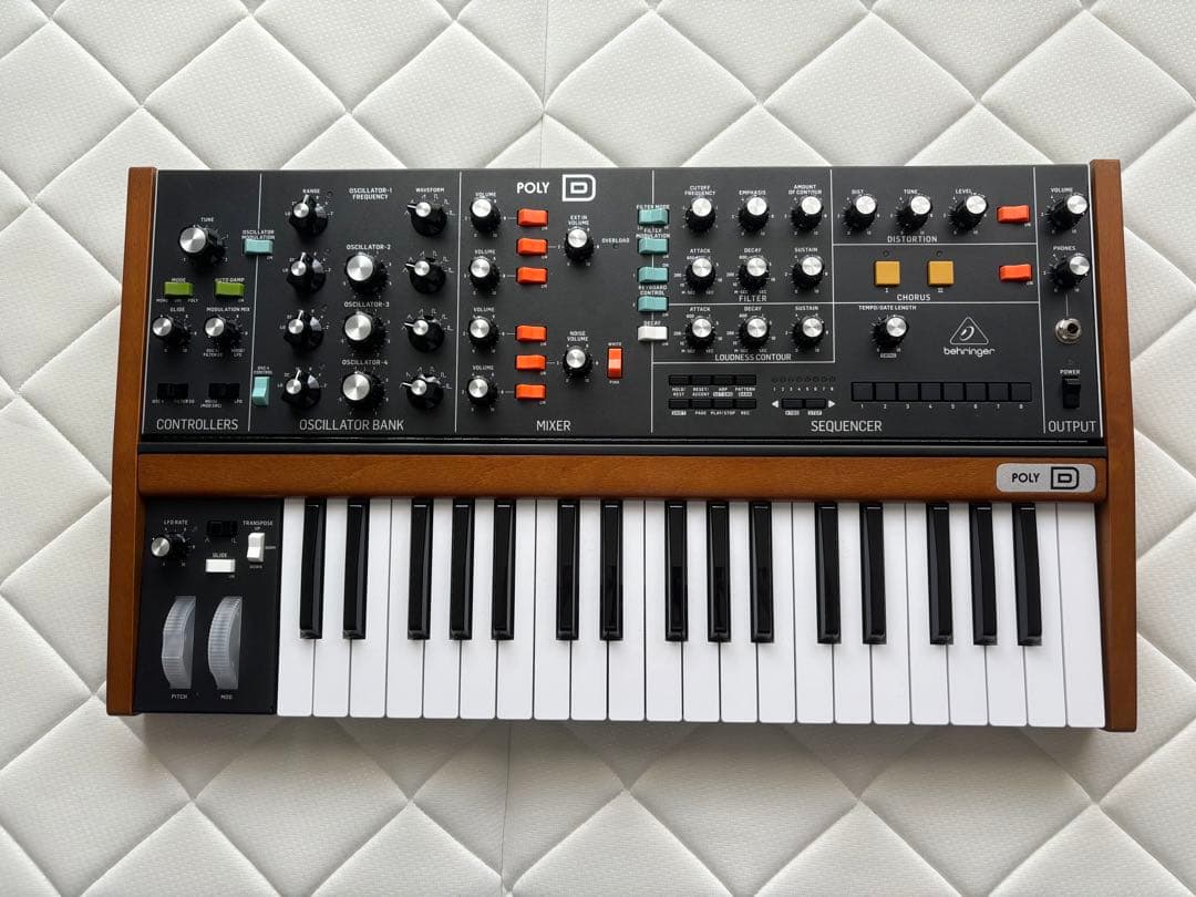 POLY D - 製品一覧 - ベリンガー公式ホームページ Behringer Poly D