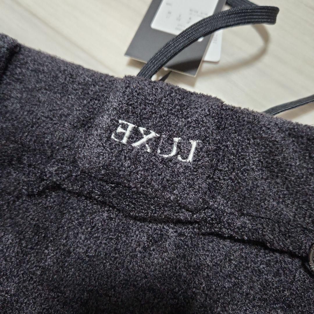 新品☆LUXEAKMPLUS☆フラッフィーニット&スカートセットアップ上下M黒