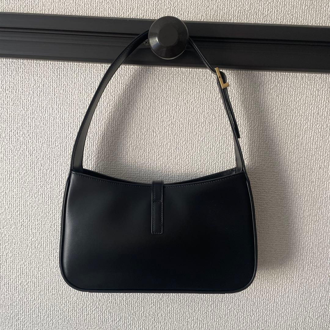 【よ】SAINT LAURENT ルサンカセット LE 5 À 7