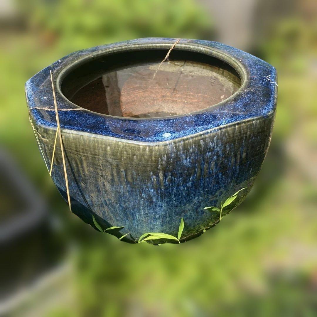 八角形陶器水鉢 青 紺色 大型 睡蓮鉢