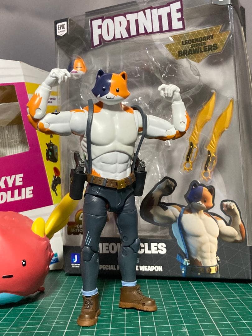 フォートナイト ニャッスル.スカイ　フィギュアセット