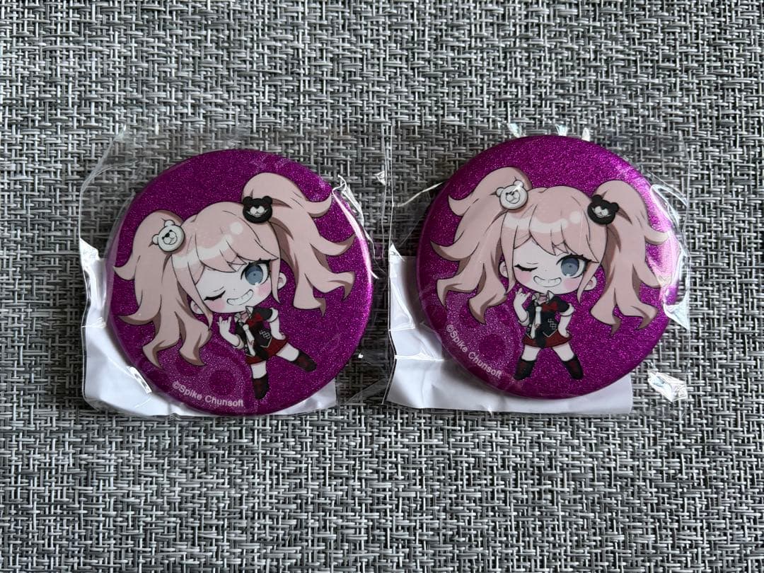 ダンガンロンパ くじ 上倉エク D賞 缶バッジ グリッター缶バッジ