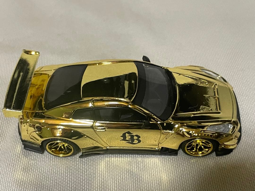 ミニカー MINI GT Nissan GT-R R35 Gold Series