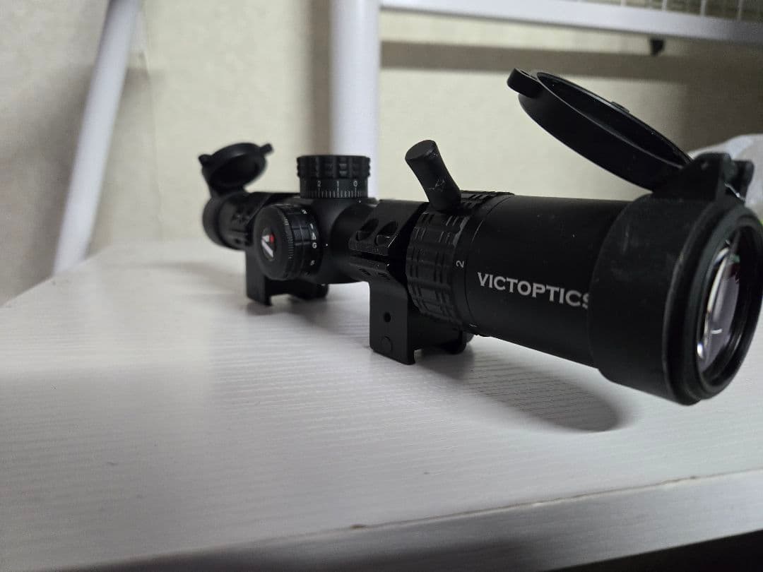 けんた VICTOPTICS スコープ 調整可能倍率