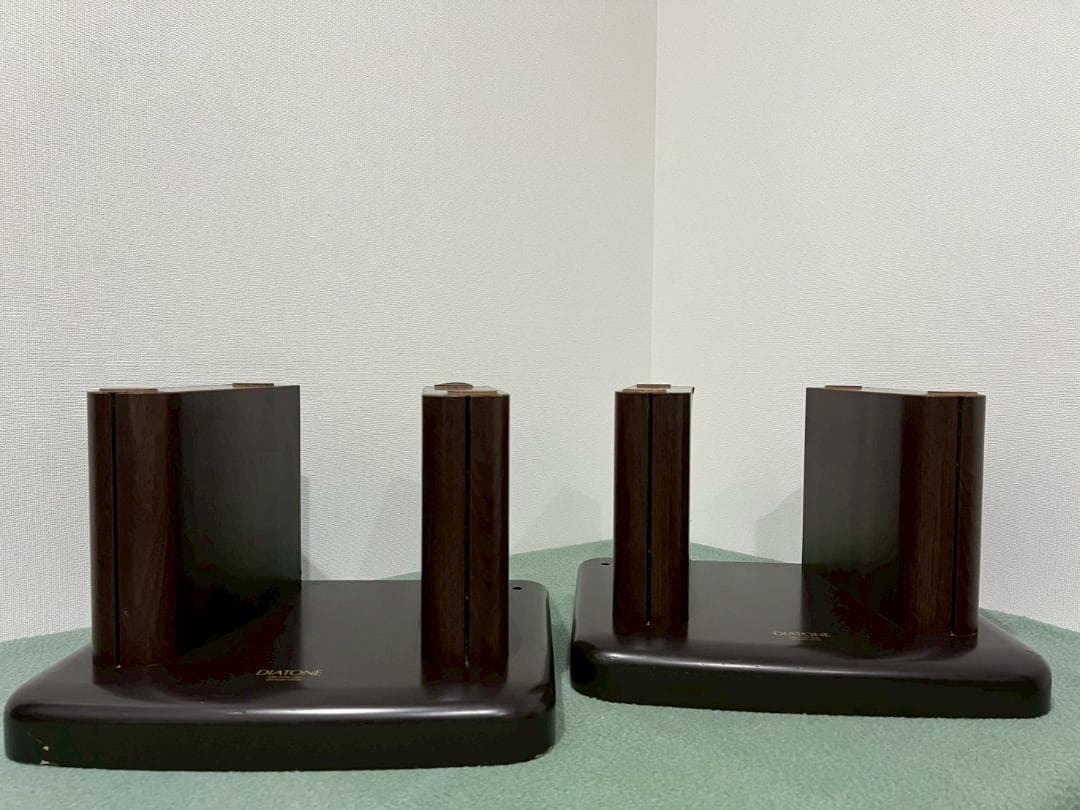 ヒ*ロ様 DIATONE ダイヤトーン DS-77HR用 スタンド DK-77X - メルカリ