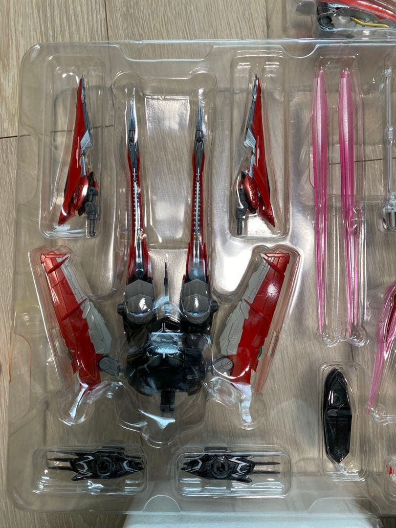 メタルビルド　ガンダムアストレイ　レッドドラゴニクス