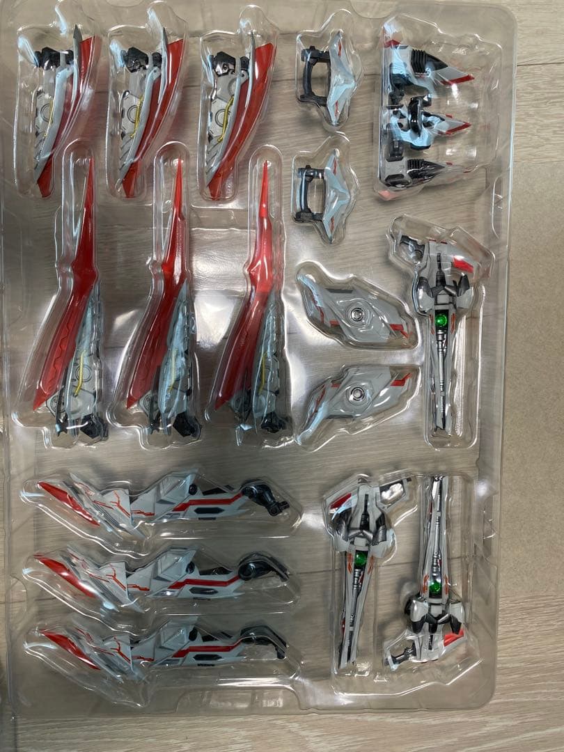 メタルビルド　ガンダムアストレイ　レッドドラゴニクス