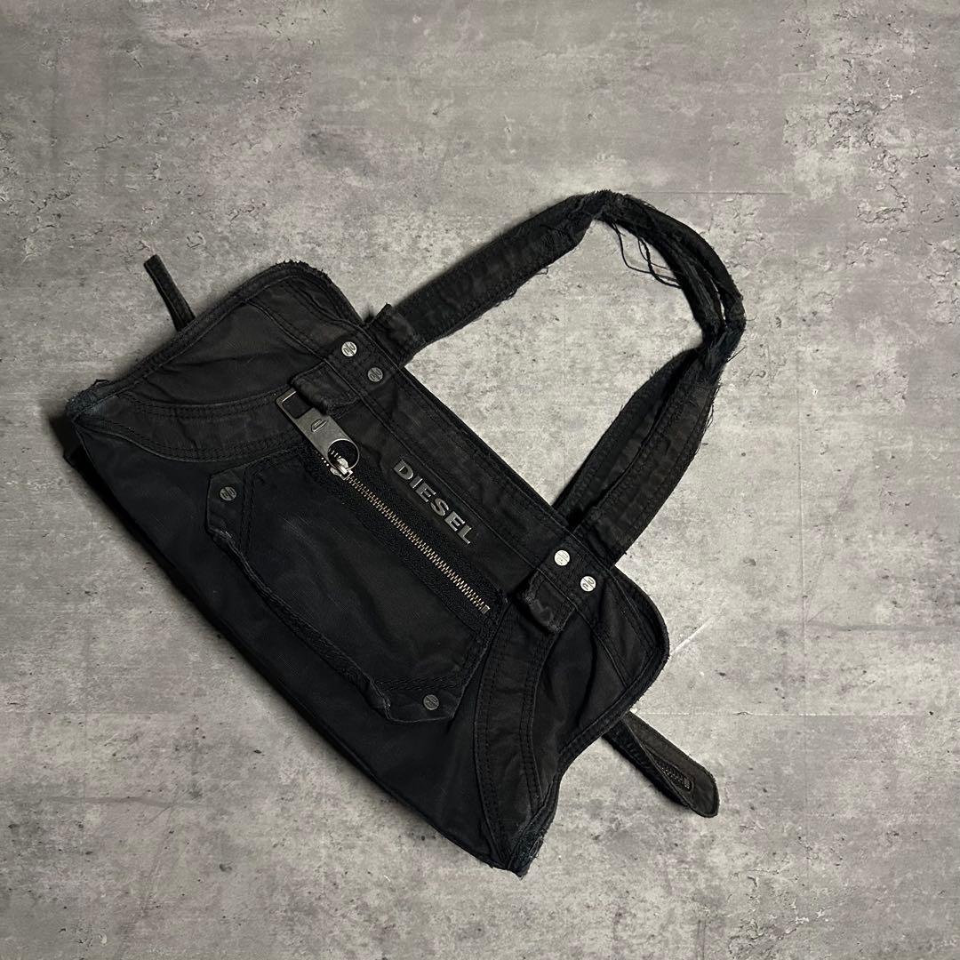 DIESEL archive metal logo ショルダーバッグ Y2K ①