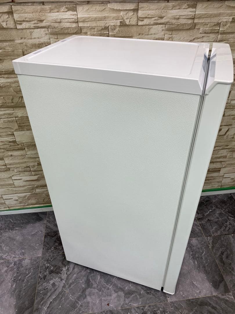 【美品】アイリスオーヤマ IUSN-8A-W ノンフロン冷凍庫 80L 24年製