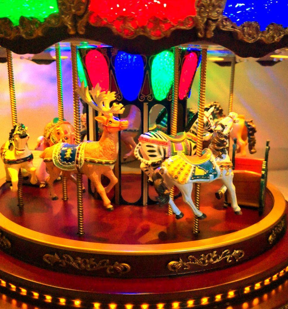 ミスタークリスマス カルーセル　メリーゴーランド　クリスマス　大型　オルゴール