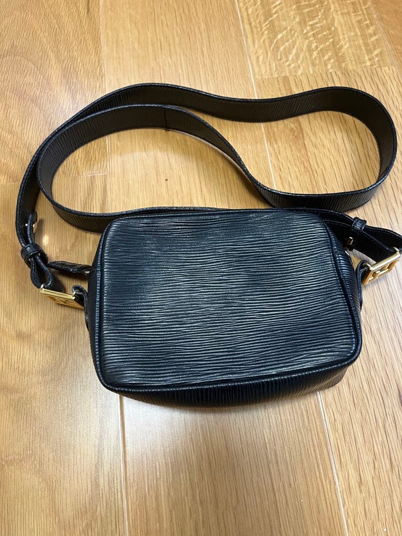 【希少】FENDI フェンディ エピ ショルダーバッグ ビンテージ