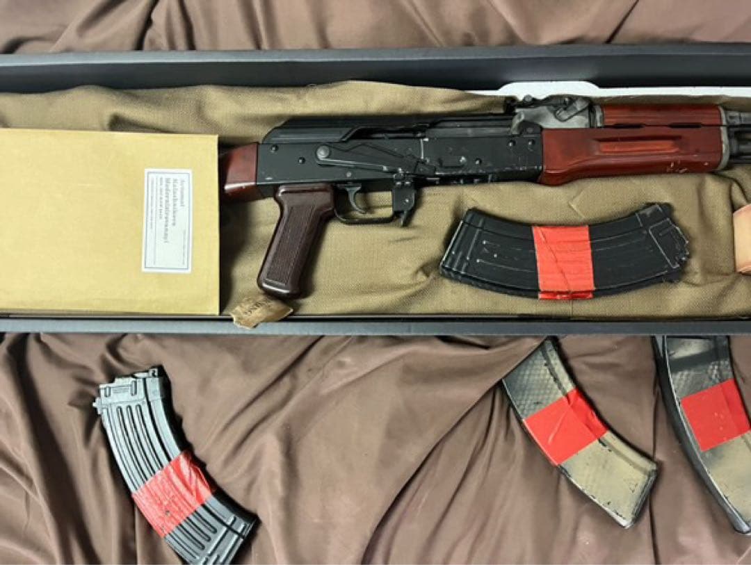 東京マルイ　AKM ガスブロ　マガジン5つ