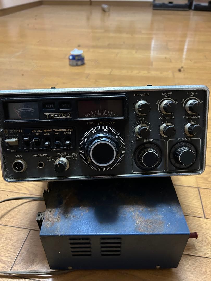 TRIO TR-7500 FMトランシーバー