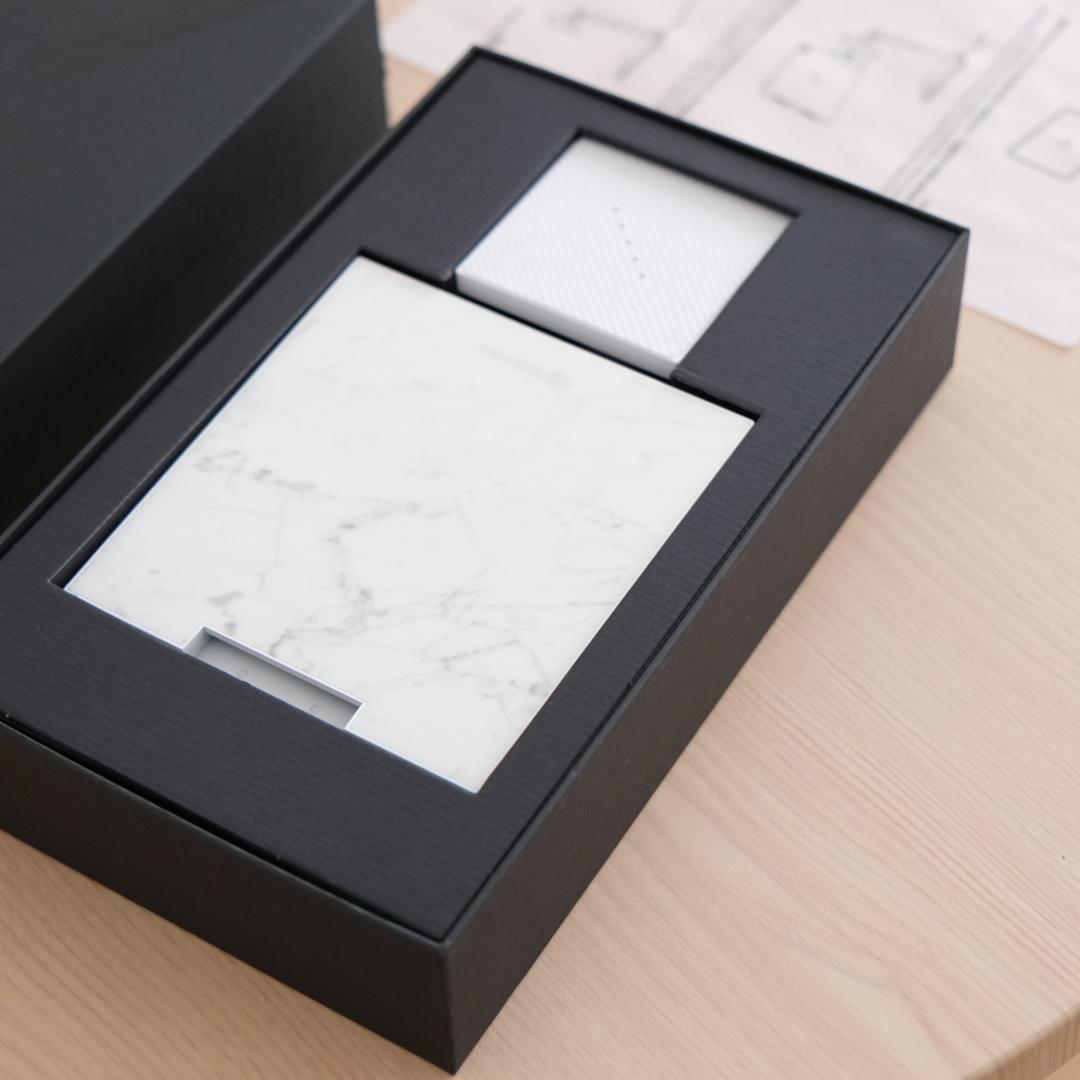 PITAKA MagEZ Charging Stand 大理石白 PITAKA MagEZ Charging Stand