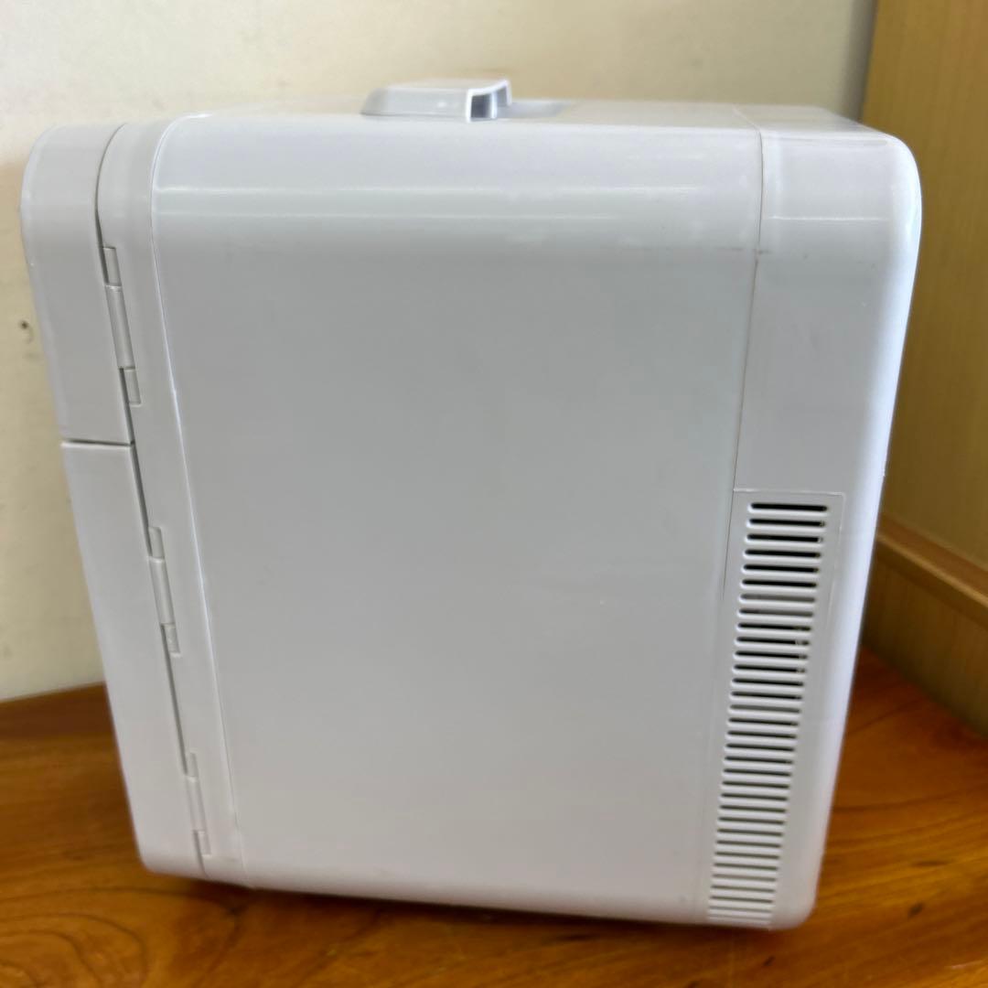 冷蔵庫 小型 20L ポータブル 冷温庫 LCD温度表示 ペルチェ式 保温 保冷