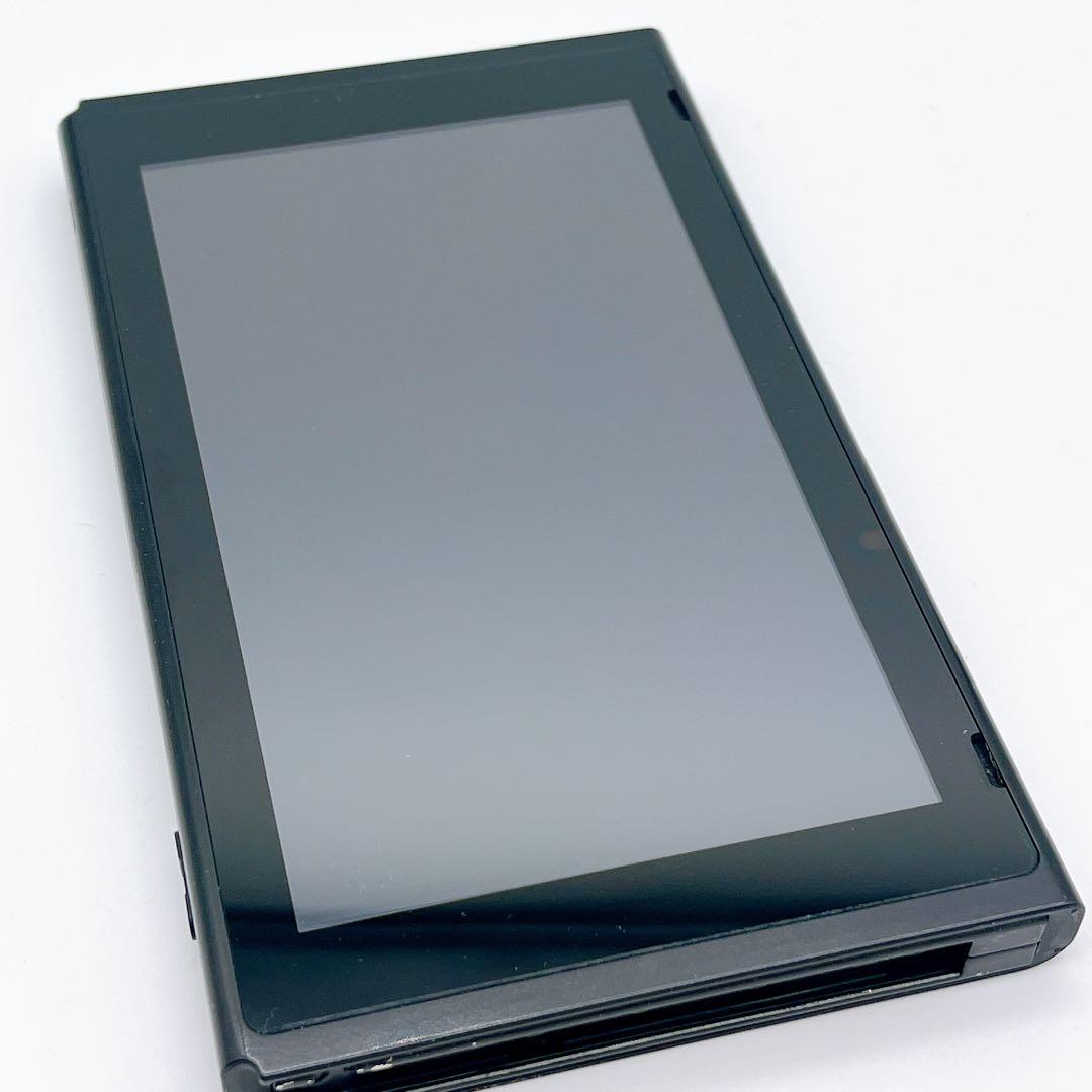 Nintendo Switch 2020年モデル スイッチ 本体のみ