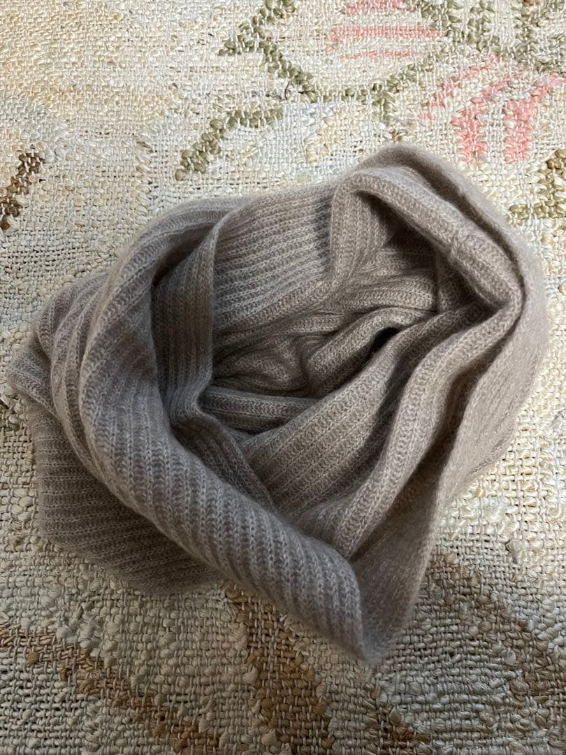 ハート オブ モンゴリア　カシミヤ　スヌード