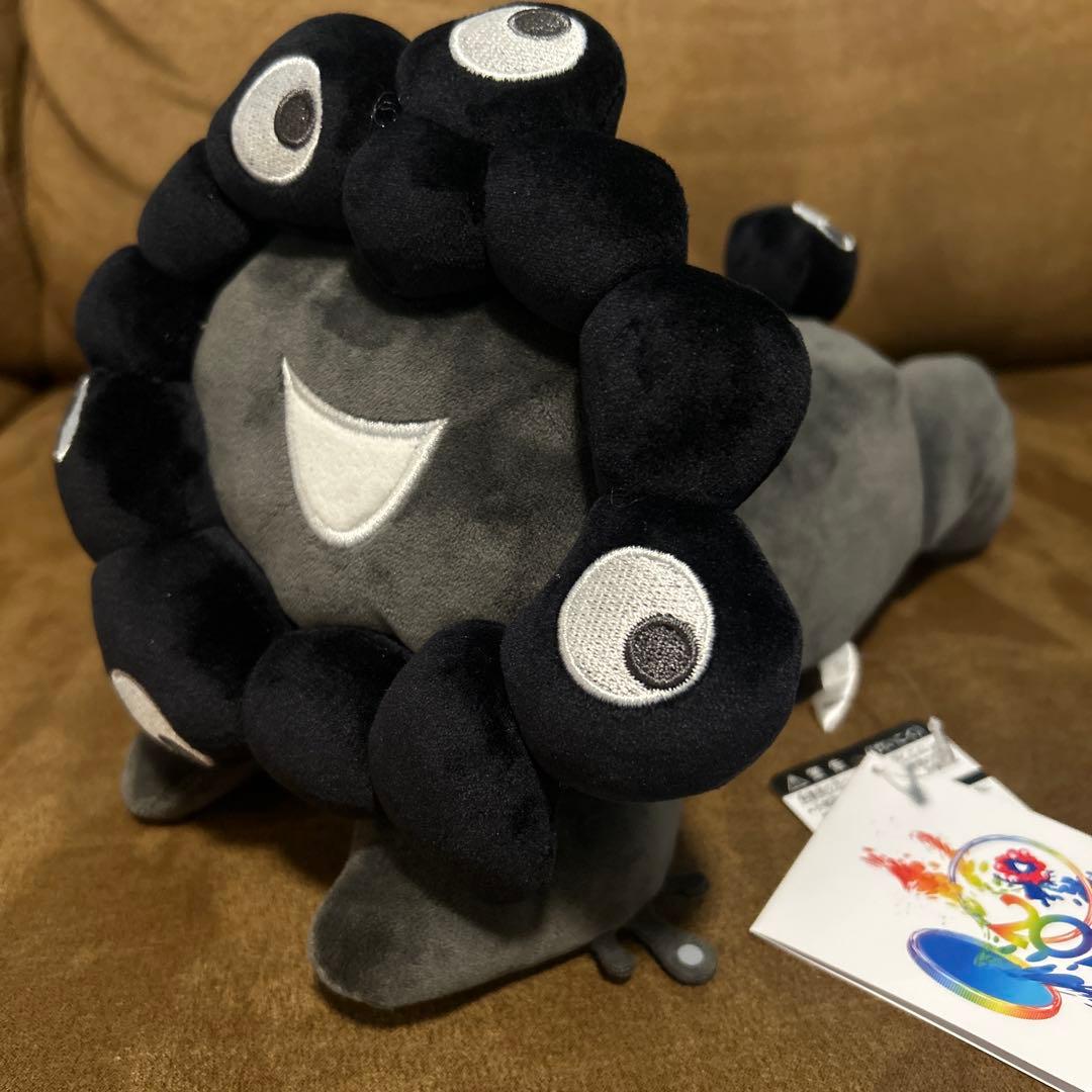 黒ミャクミャク 這い型ぬいぐるみ S 寝そべりぬいぐるみ 万博 会場限定