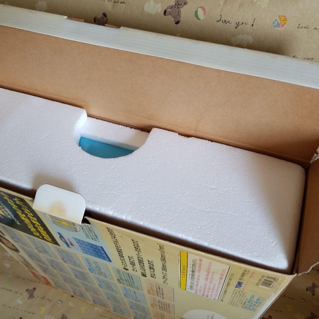 トミカディスプレイ　廃盤トミカ24台付き　レトロケース　箱付き重機トミカ24台付