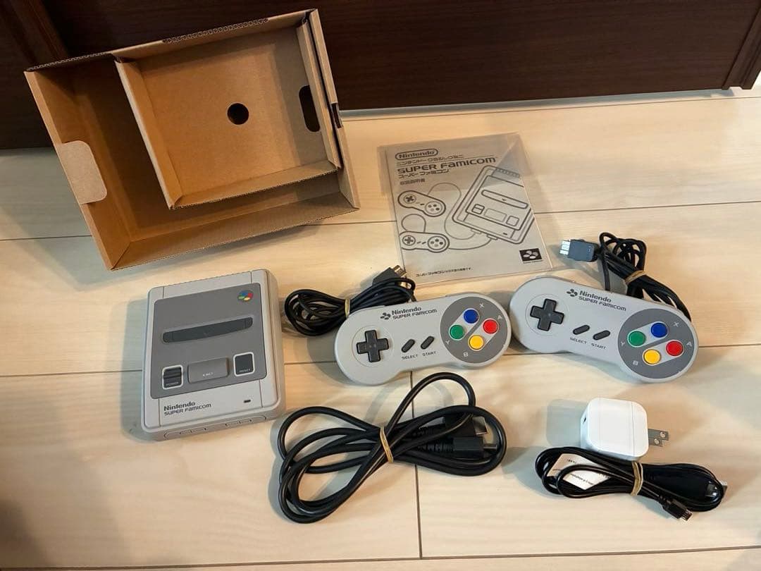 電源付　美品　Nintendo ニンテンドークラシックミニ スーパーファミコン