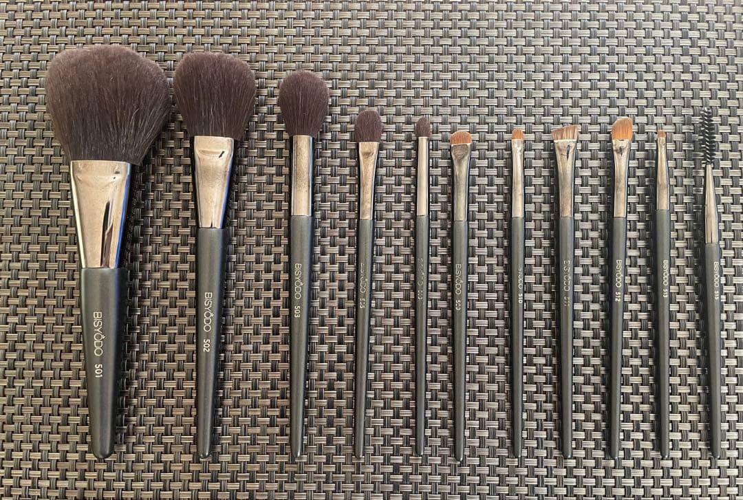 正規　ウエダ美粧堂　SHIORI化粧筆 11本セット　メイクブラシセット 11本